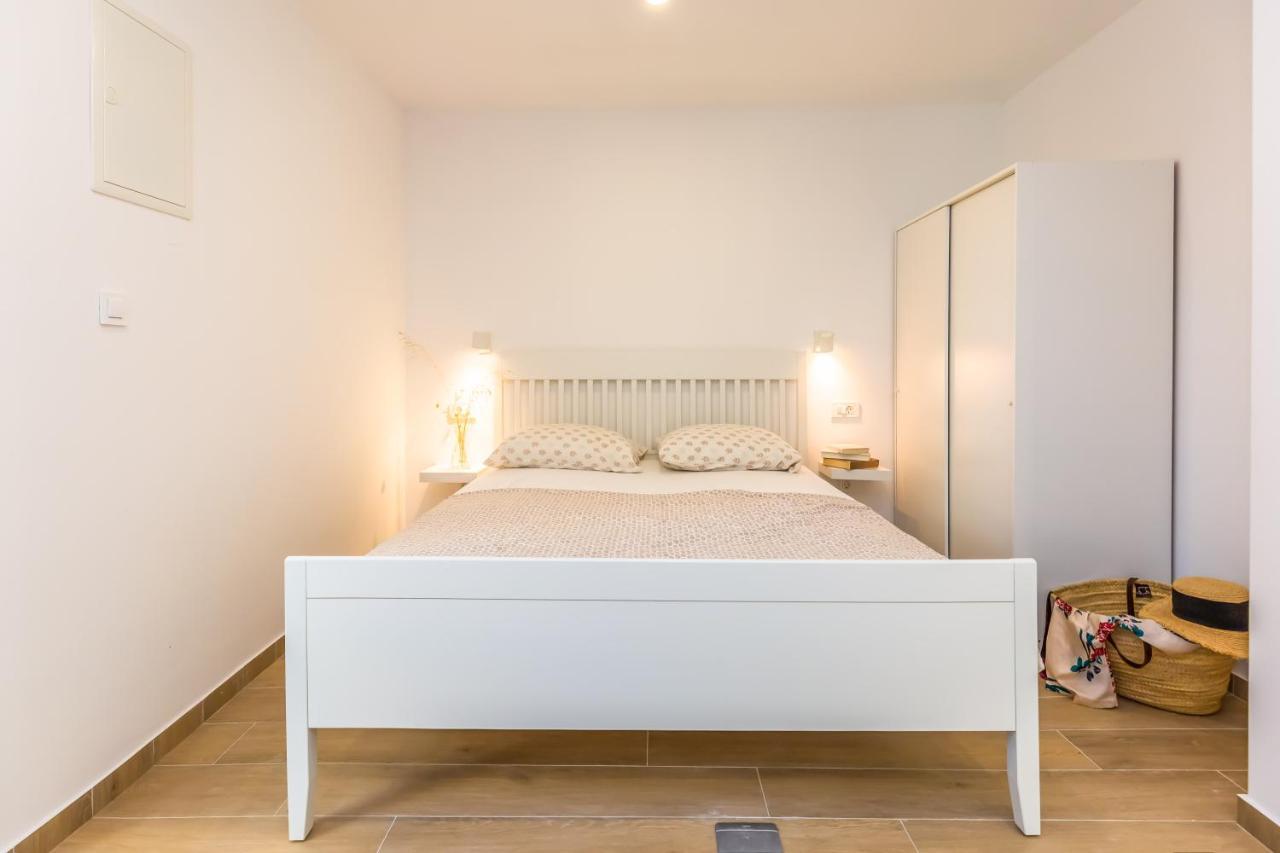 Adris Apartments Omis Luaran gambar