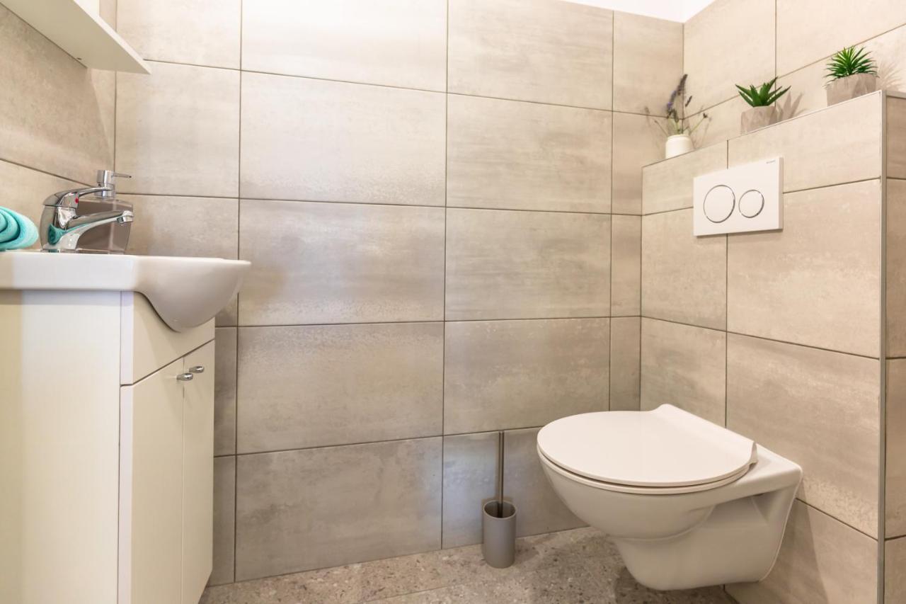 Adris Apartments Omis Luaran gambar